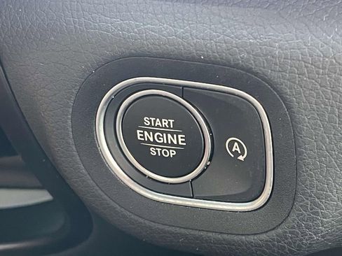 Used 2022 Mercedes-Benz GLE 350 4MATIC image 30