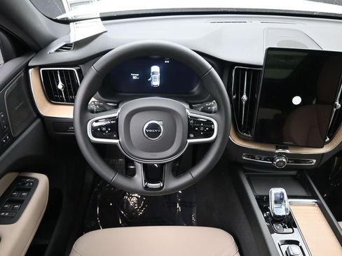 New 2026 Volvo XC60 B5 Plus w/ Protection Package Premier AWD/4WD image 18