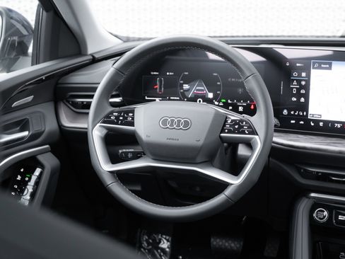 New 2025 Audi Q5 Premium Plus image 9