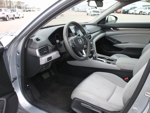 Used 2020 Honda Accord LX image 11