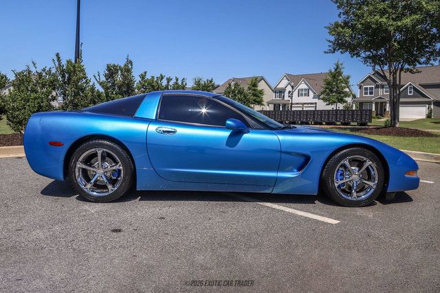 Used 1998 Chevrolet Corvette Coupe w/ Roof Pkg RWD image 19