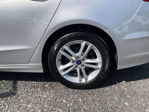 Used 2018 Ford Fusion S FWD image 29