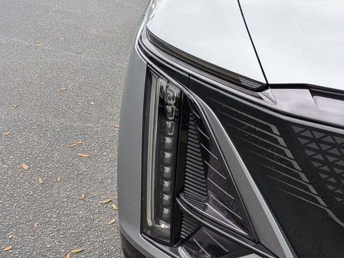 New 2026 Cadillac Lyriq Sport image 12