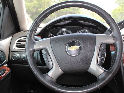 Used 2011 Chevrolet Tahoe LT AWD/4WD image 33