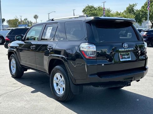 Used 2023 Toyota 4Runner SR5 Premium image 6