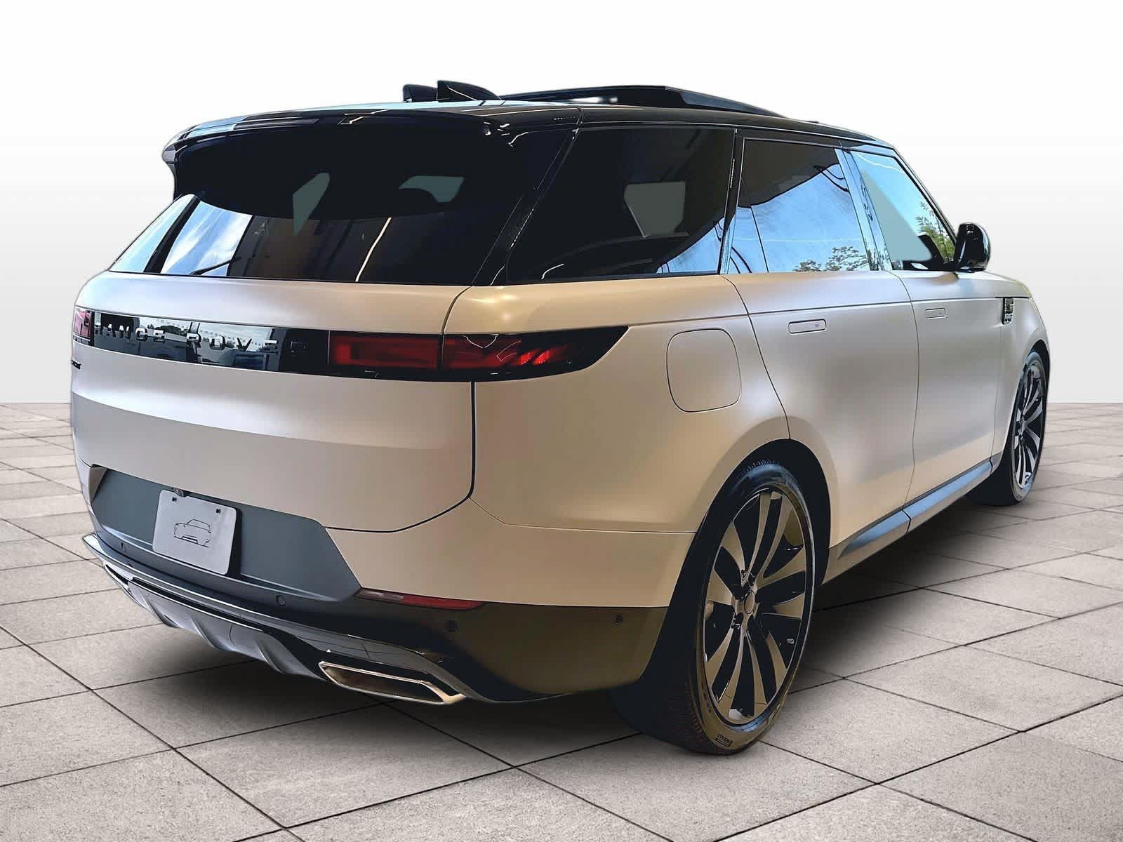 New 2026 Land Rover Range Rover Sport SE AWD/4WD image 4