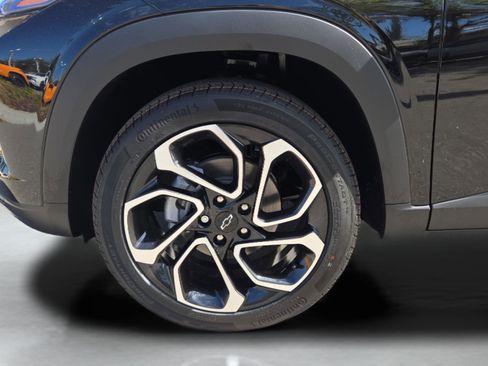New 2026 Chevrolet Trax RS w/ Driver Confidence Package image 10