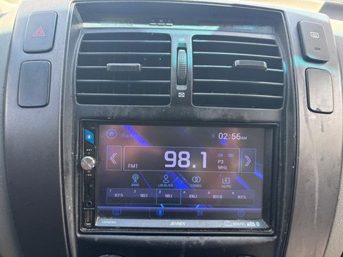 Used 2008 Hyundai Tucson GLS FWD image 12