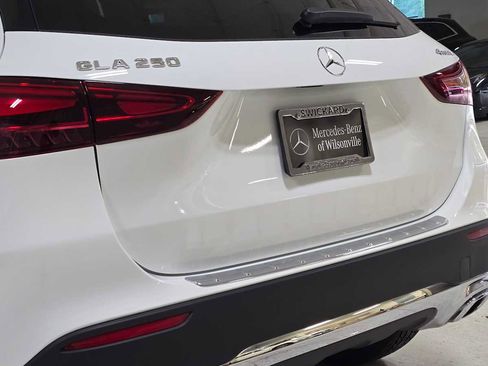 Certified 2026 Mercedes-Benz GLA 250 4MATIC image 14