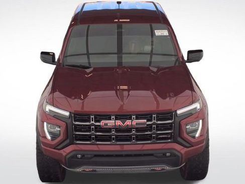 Used 2025 GMC Canyon AT4 AWD/4WD image 7