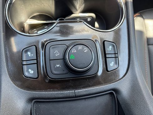 Used 2023 GMC Acadia AT4 AWD/4WD image 15