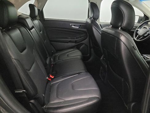 Used 2018 Ford Edge Titanium AWD/4WD image 19
