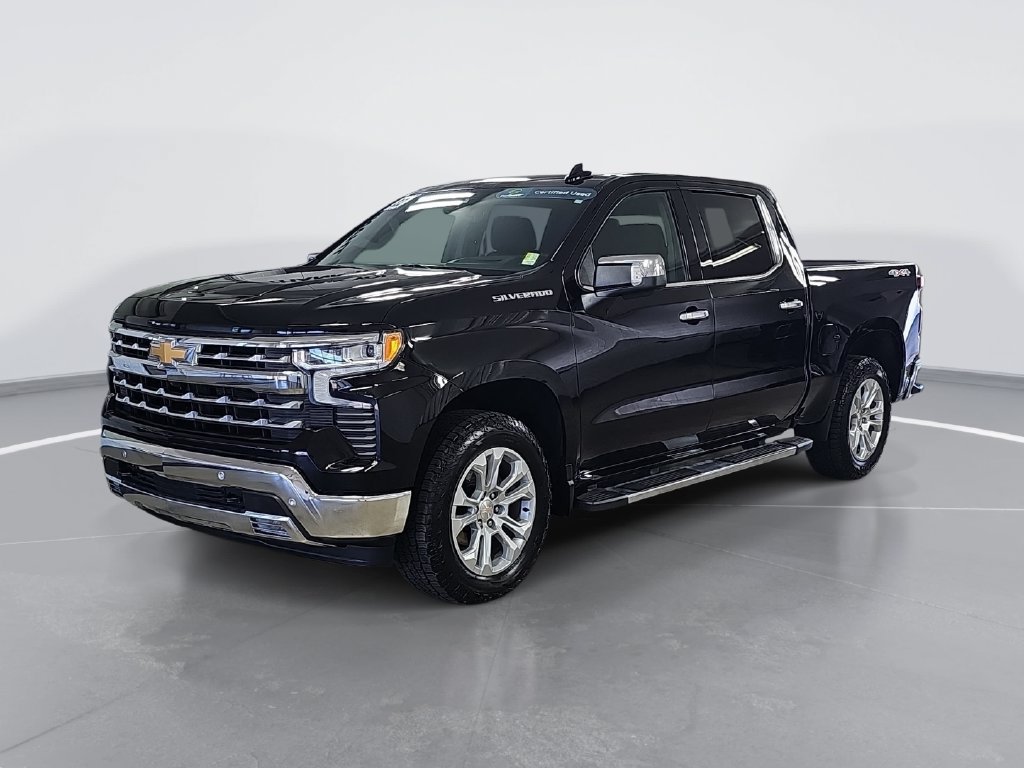 Certified 2022 Chevrolet Silverado 1500 LTZ w/ Technology Package AWD/4WD image 9