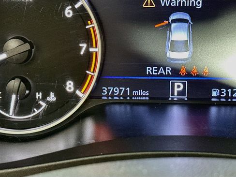 Used 2025 Nissan Altima 2.5 SV FWD image 19