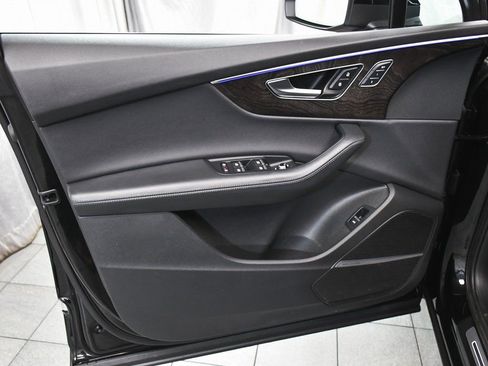 Used 2022 Audi Q7 3.0T Premium Plus image 9