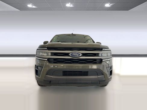 Used 2024 Ford Expedition Max XLT AWD/4WD image 6