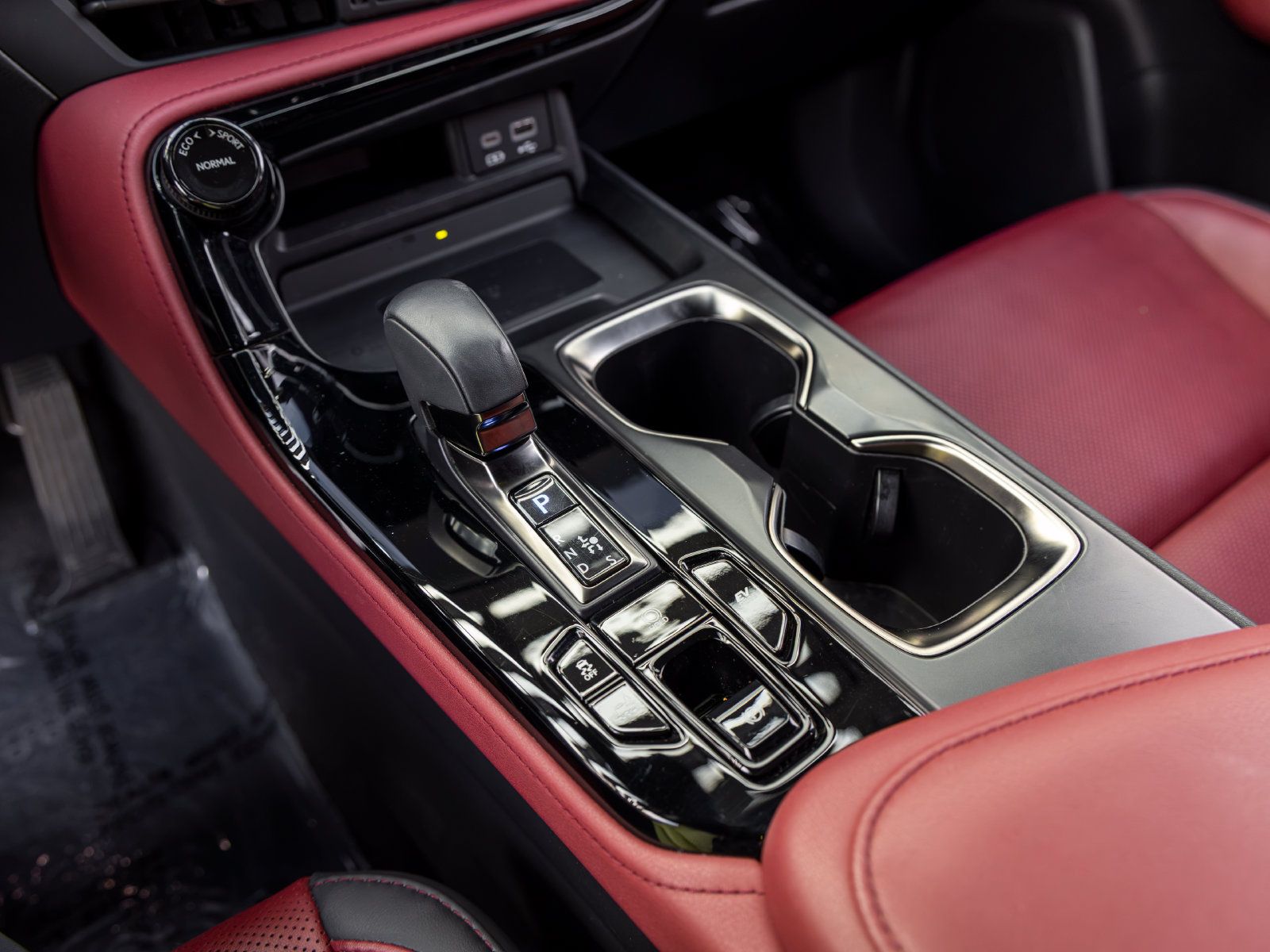 Used 2022 Lexus NX 350h AWD image 38