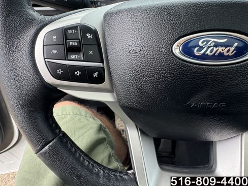 Used 2022 Ford Explorer XLT w/ Equipment Group 202A AWD/4WD image 23
