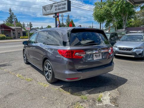 Used 2020 Honda Odyssey Elite image 2
