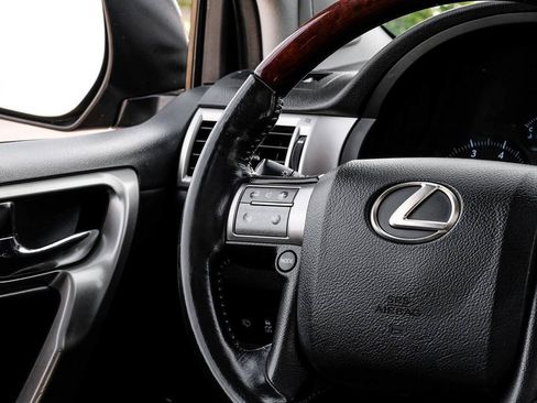 Used 2015 Lexus GX 460 w/ Premium Package AWD/4WD image 24