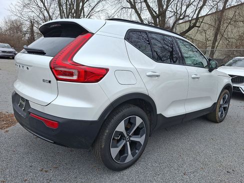 New 2026 Volvo XC40 B5 Plus w/ Protection Package Premier AWD/4WD image 4