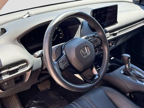 Used 2024 Honda HR-V EX-L image 11