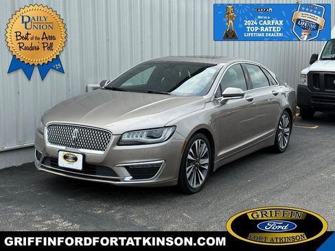 Used 2019 Lincoln MKZ Reserve image 1