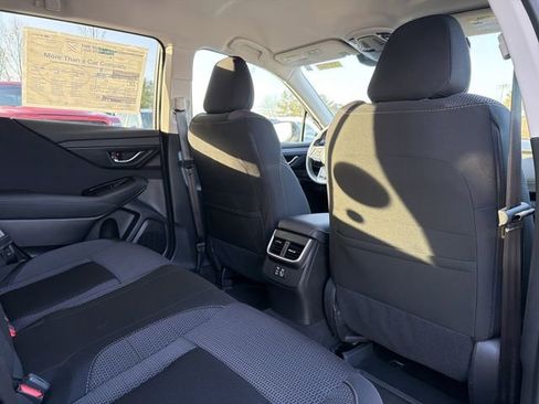 Used 2025 Subaru Outback Premium image 18