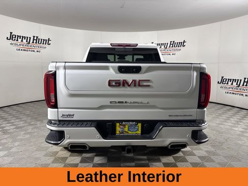Used 2022 GMC Sierra 1500 Denali image 6