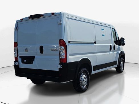 Used 2025 RAM ProMaster 2500 w/ Convenience Group FWD image 6