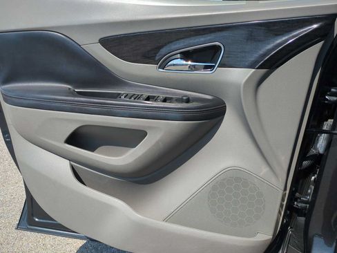 Used 2016 Buick Encore FWD image 19