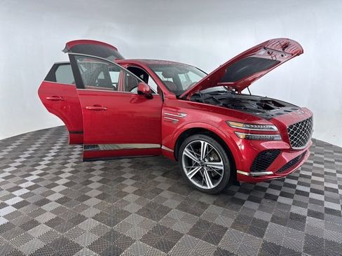 Used 2025 Genesis GV80 3.5T e-SC image 12