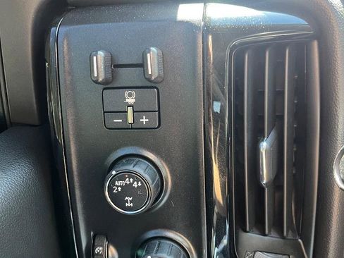 Used 2017 Chevrolet Silverado 1500 LTZ Z71 w/ LTZ Plus Package image 19