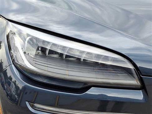 Used 2023 Lincoln Aviator Reserve image 9
