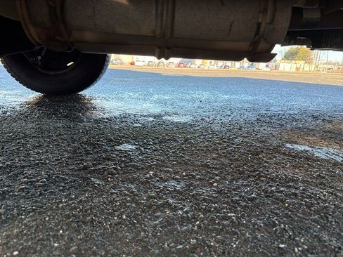 Used 2021 Ford E-350 and Econoline 350 Super Duty w/ Power Windows & Locks Group image 23