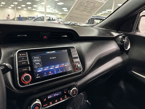 Used 2020 Nissan Kicks SR w/ SR Premium Package FWD image 21