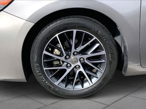 Used 2017 Lexus ES 350 image 10