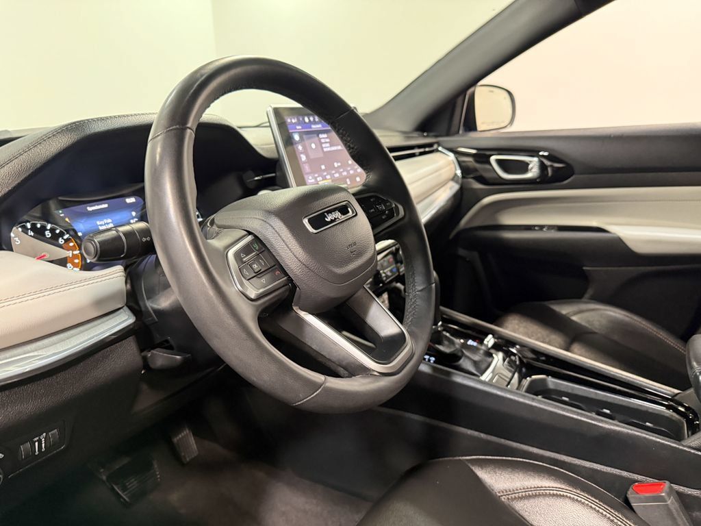 Used 2024 Jeep Compass Limited AWD/4WD image 74