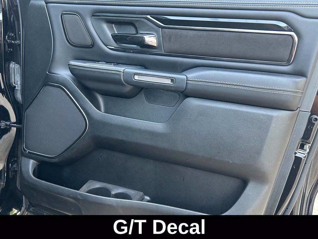 Used 2022 RAM 1500 Laramie AWD/4WD image 38