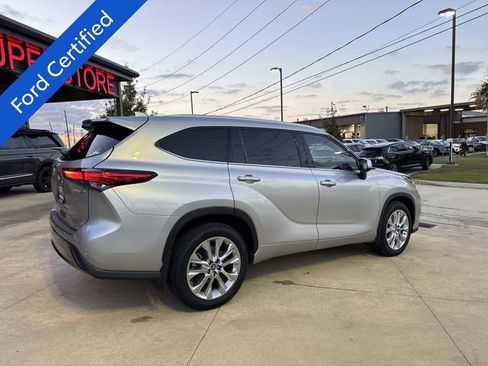 Used 2022 Toyota Highlander Limited image 8