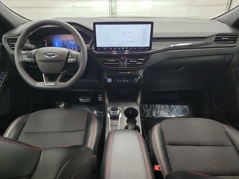 Used 2024 Ford Escape ST-Line w/ Tech Pack #1 AWD/4WD image 13