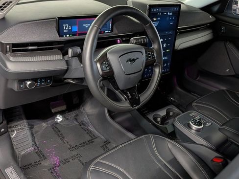 Used 2021 Ford Mustang Mach-E Premium RWD image 10