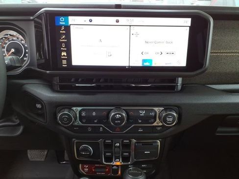 New 2026 Jeep Gladiator Sport image 23