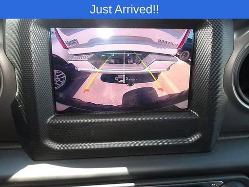 Used 2023 Jeep Wrangler Sport AWD/4WD image 18