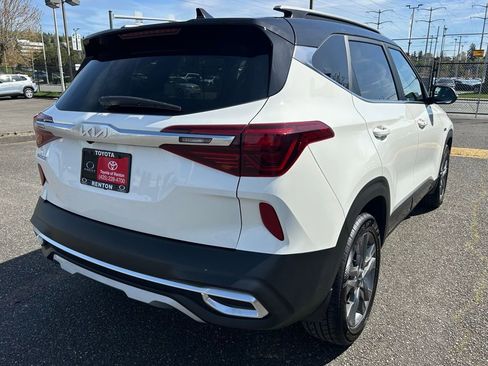 Used 2023 Kia Seltos S w/ Navigation Package AWD/4WD image 5