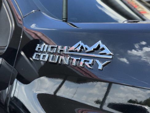 Used 2022 Chevrolet Silverado 3500 High Country w/ Z71 Off-Road Package AWD/4WD image 10