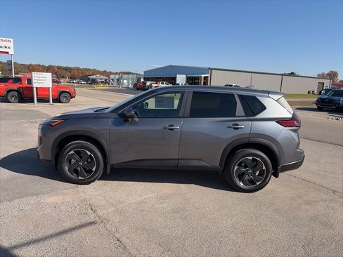 New 2026 Nissan Rogue SV image 3