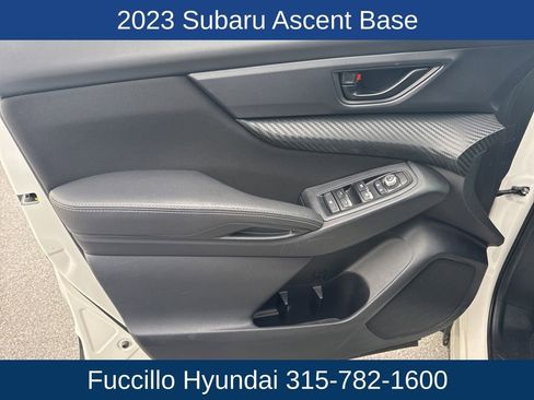 Used 2023 Subaru Ascent Base image 9