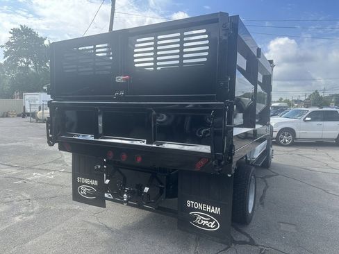 New 2025 Ford F550 4x4 Regular Cab Super Duty image 5