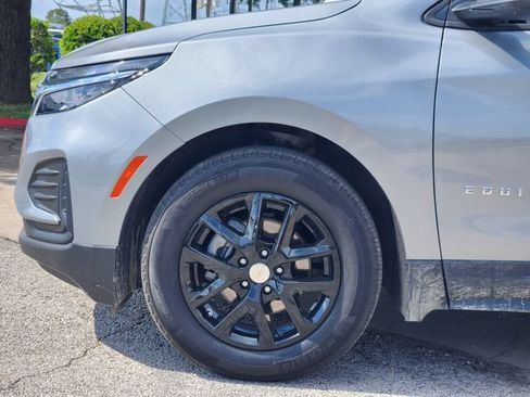 Used 2024 Chevrolet Equinox LS w/ LS Convenience Package FWD image 8
